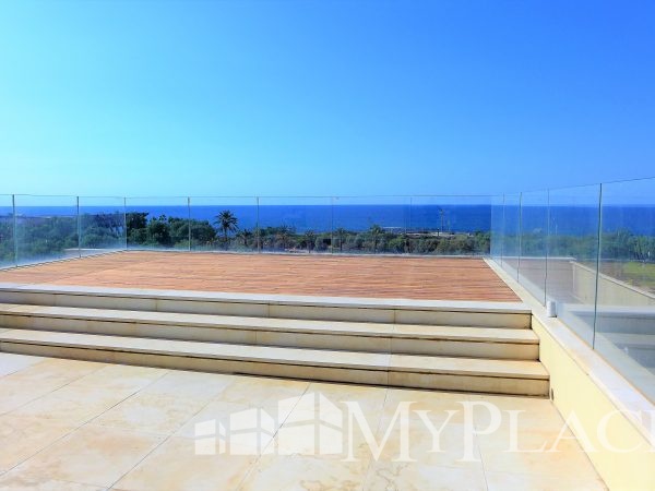 דירת גג יוקרתית עם נוף מלא לים 3