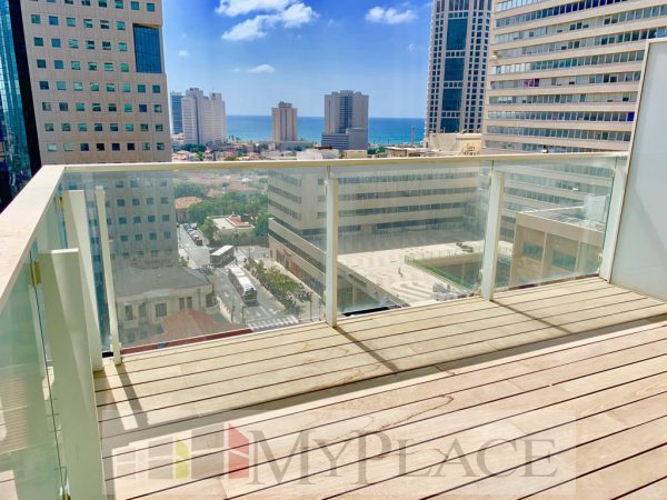 In a tower on Rothschild Boulevard 4