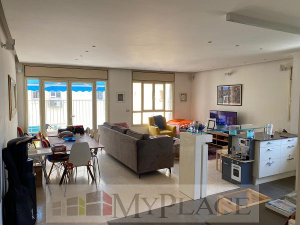 בלב העיר 3 חד משופצת עם מעלית 1