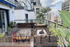 A Luxury Penthouse on Yehuda Amichai