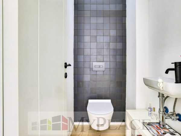 Gorgeous Renovated Apt In The Quiet Heart Of TLV 11