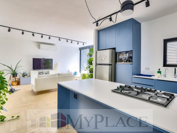 Gorgeous Renovated Apt In The Quiet Heart Of TLV 2
