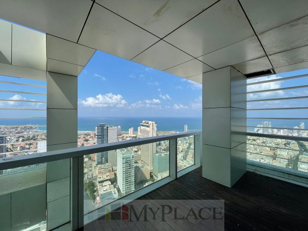Breathtaking Penthouse In Meier Tower 2