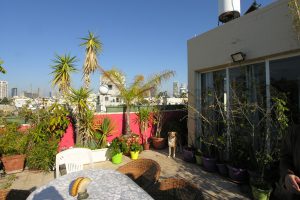 Rooftop APT In Central TLV W Parking
