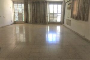 4 Room Apartment With Eelevator