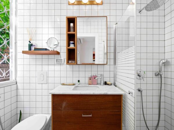 On Sderot Rothschild Renovated And Gorgeous 10