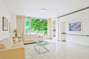 On Neharde’a Gorgeous APT W Parking
