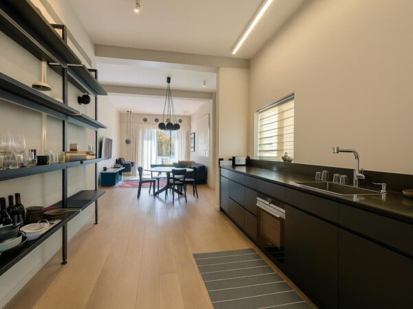 אדריכלית קסומה על גינת חיסין 3