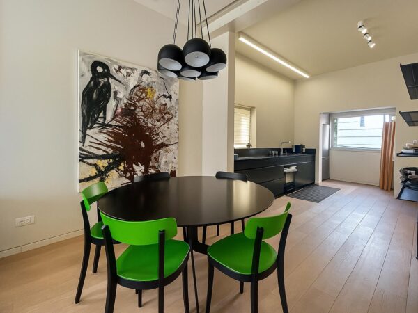 אדריכלית קסומה על גינת חיסין 4