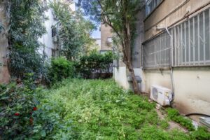 Near HaBima 3 Room Garden Apt Full Of Potential