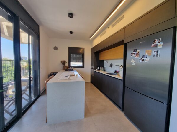 In Front Of Park HaYarkon Gorgeous 3 Room W Parking 3