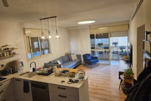 Renovated 3 Room W Parking On A Quiet ST Near Dizengoff SQ