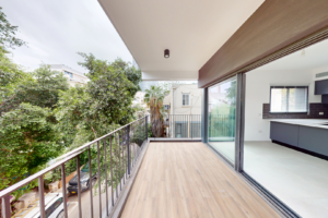 On Prague St A 4-Room Apt W 2 Parking