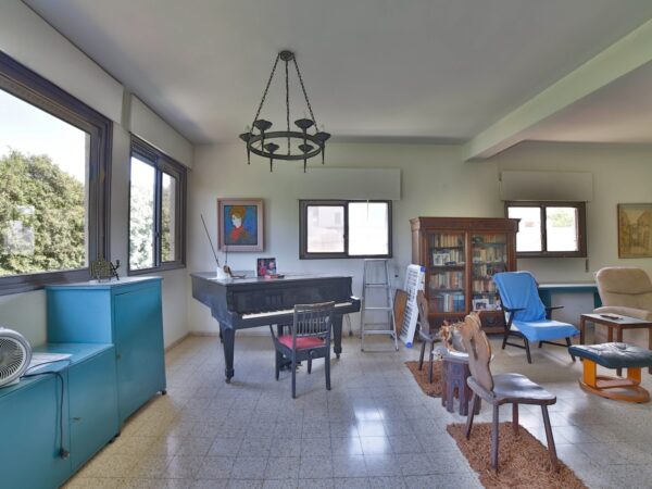 On Sderot Chen A Spacious Bright 3 Room 2