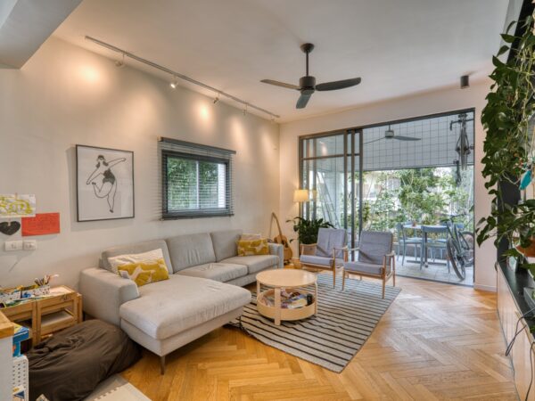 On Idelson Near The Sea Beautiful 3 Room 2