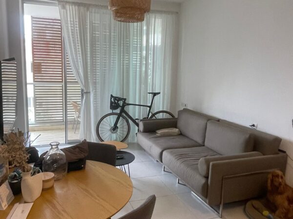 In Lev Hair On Yehuda HaLevi In New BLDG W Parking 1