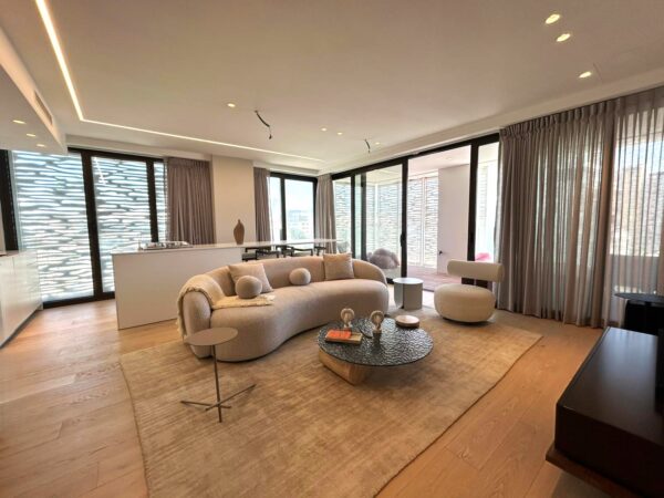 Luxury Living With A Sea View 2
