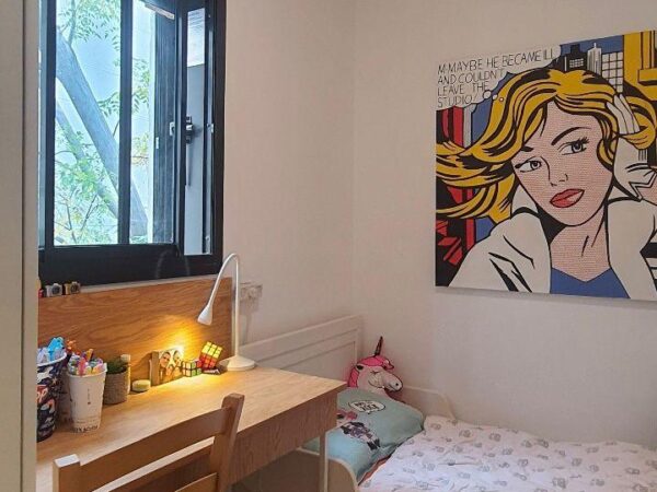 Dans une rue calme – Amsterdam, dans un immeuble rénové 6