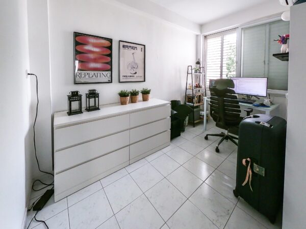 On Sokolov Pretty 3 Room Apt 6
