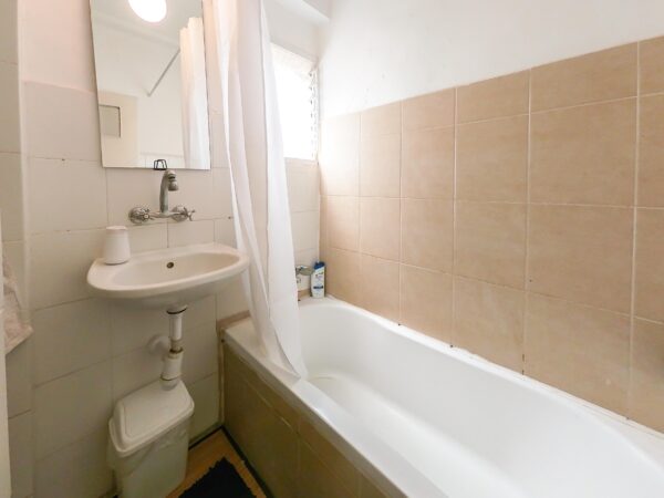 On Sokolov Pretty 3 Room Apt 8