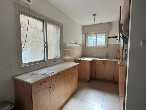 In Tlvs Old North 3 Room For Renovation 2