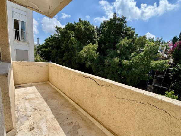 A Charming 4-Room Apt On Gordon Street 7