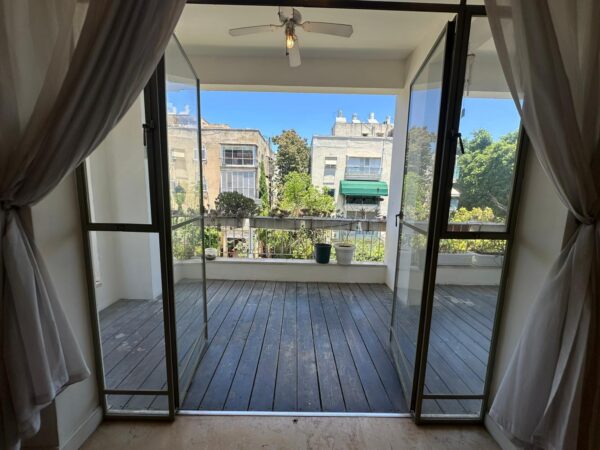 Jolie 4 pièces à quelques pas de la place Rabin 2