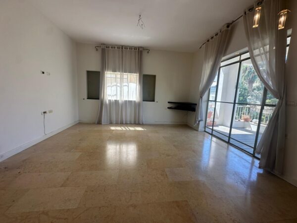 Jolie 4 pièces à quelques pas de la place Rabin 3