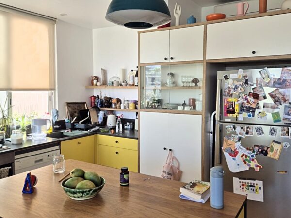 Desirable ST Near HaBima Renovated 3 Room 4