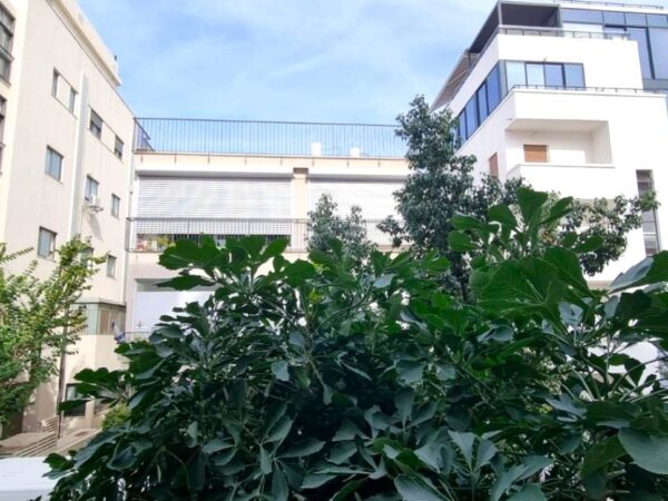 On Cremieh Near HaBima W Parking 1