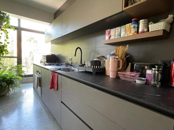 On A Quiet ST Near Rotschild W Parking 4