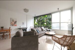 On A Quiet ST In The Old North 4 Room W Parking