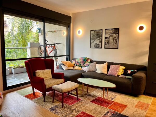 ברח בר כוכבא דירת 3 חד משופצת עם חניה 5