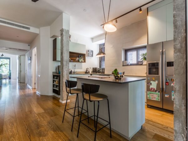 בריינס 4.5 חד מעוצבת אדריכלית עם חניה 4