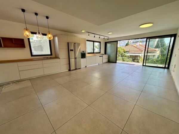 4 Room In New Gorgeous Project On Melchet 3