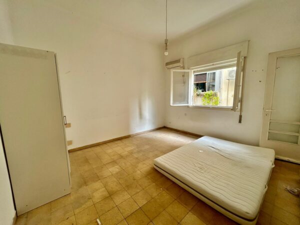 באהרונוביץ השקט 3 חד ומרפסת שמש מקסימה 4