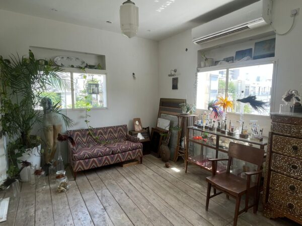 Pretty Loft On Quiet ST By The Sea 5