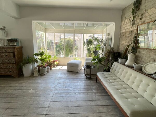 Pretty Loft On Quiet ST By The Sea 1