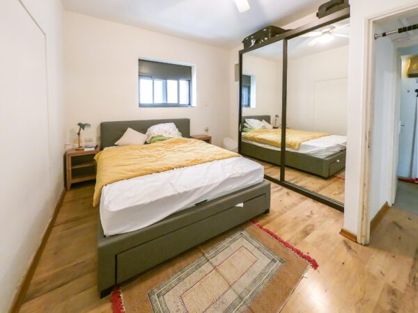 בבן אבי השקט דירת 3 חד מעוצבת וחניה 6