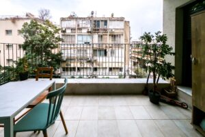 בבן אבי השקט דירת 3 חד מעוצבת וחניה