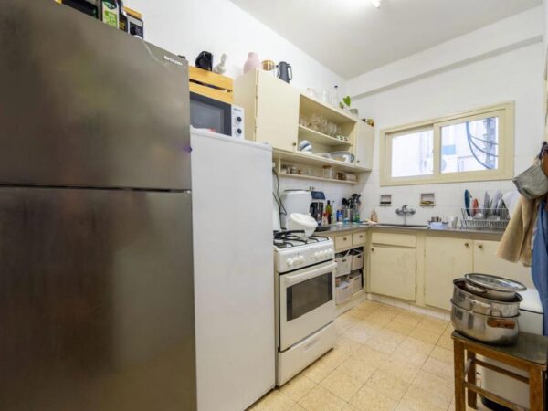 Quiet and Pleasant 2-Room Apt in the City Center 7