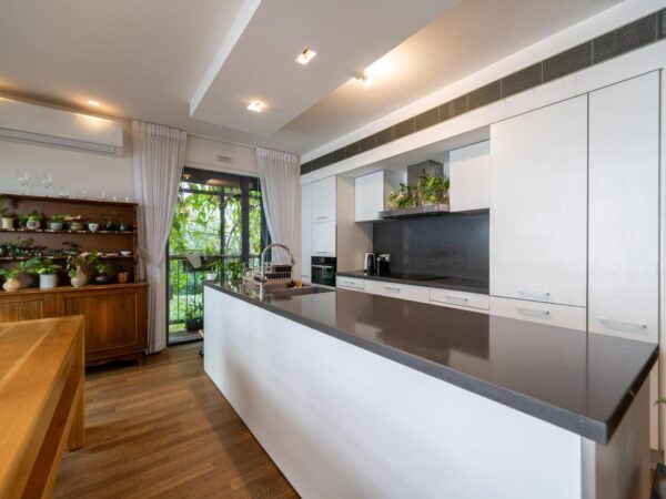 Nehmani superbe 3P neuf avec parking 5