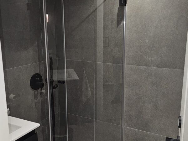 Appartement avec jardin à Lev Hair immeuble rénové 6