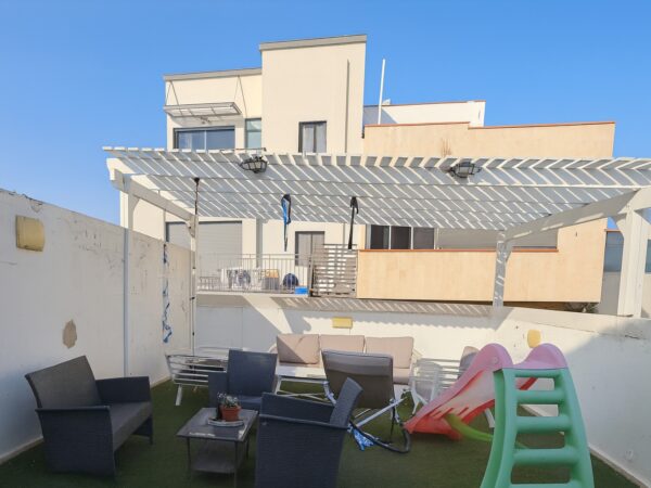 Quiet ST By The Sea Penthouse W Parking 3