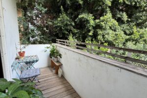 באנגל המהמם 2 חד עם מרפסת וחניה