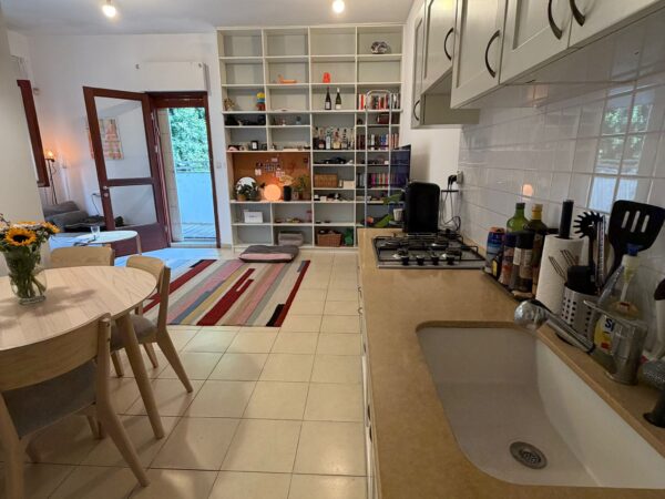 2 Room W Balcony On Gorgeous ST In Lev Hair 2