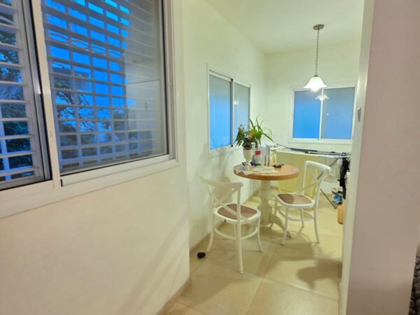 Joli 3 pièces rue Mane 8