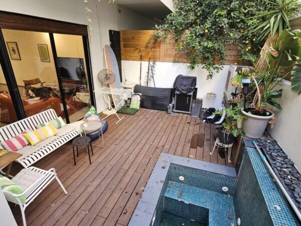 Appartement avec jardin à Lev Hair immeuble rénové 3