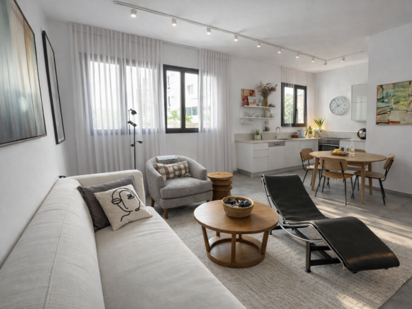 A Brand New 3 Room Apt On Shenkin Street 1