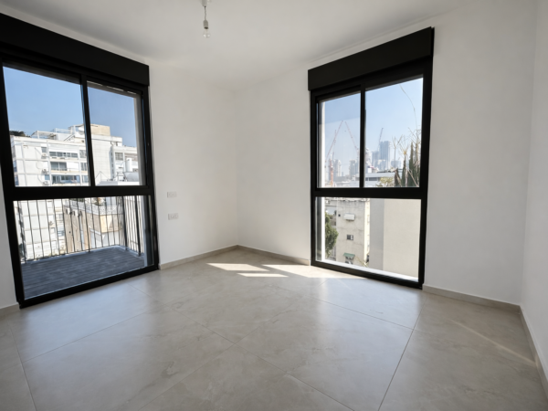 At Kikar HaMedina A New 4 Room Apt With Parking 5